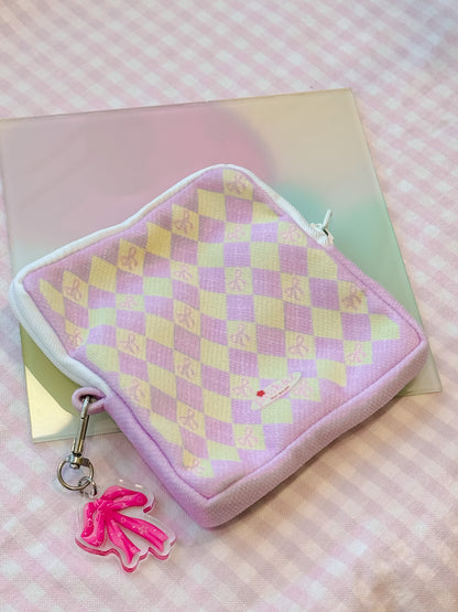 Pouch & Mini Keychain Set