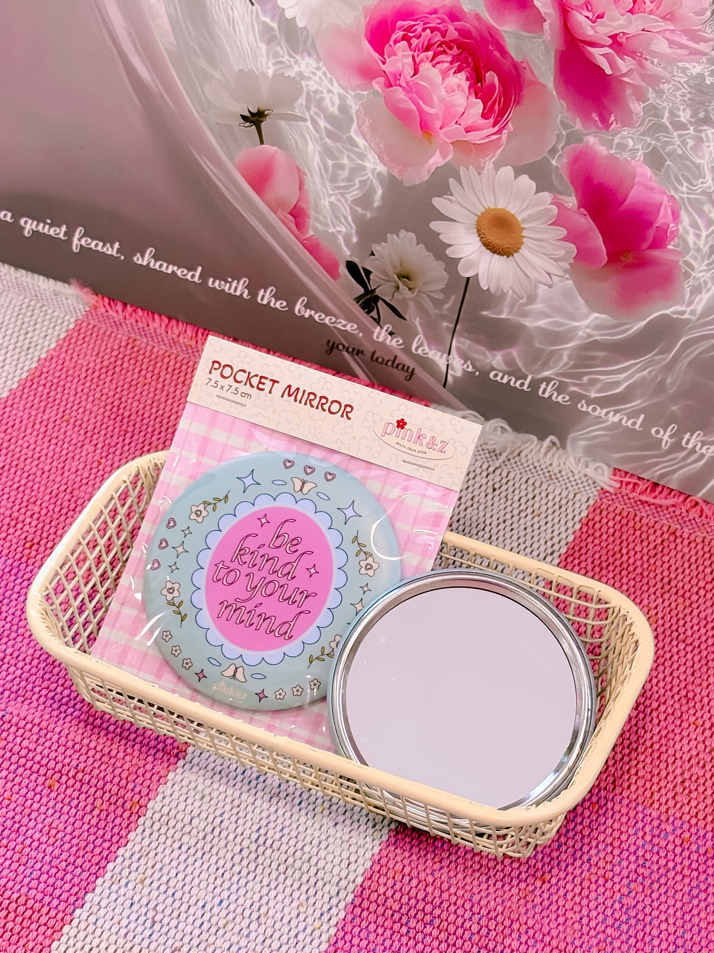 Novelty Pocket Mirror / Compact Mirror