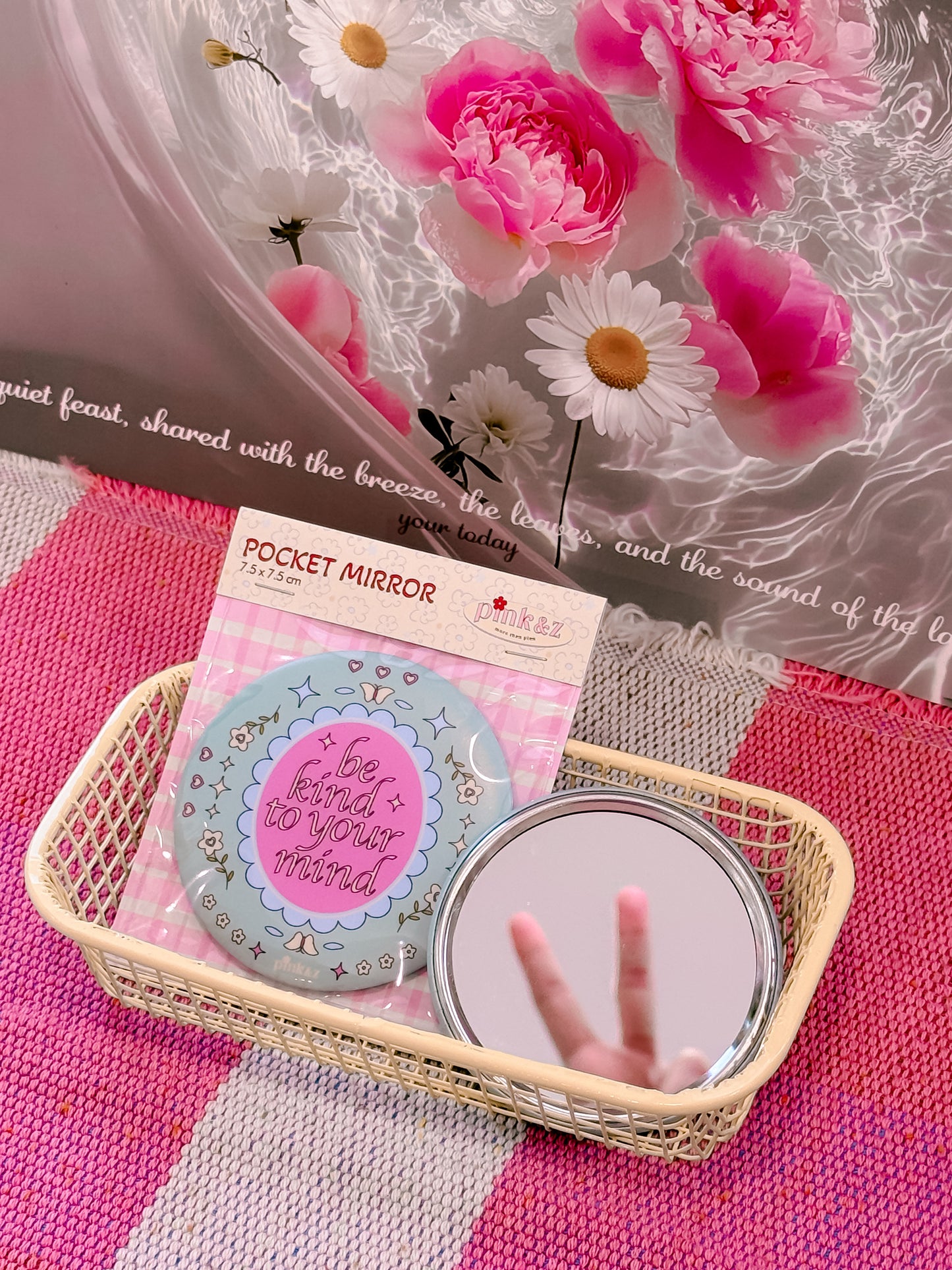 Novelty Pocket Mirror / Compact Mirror