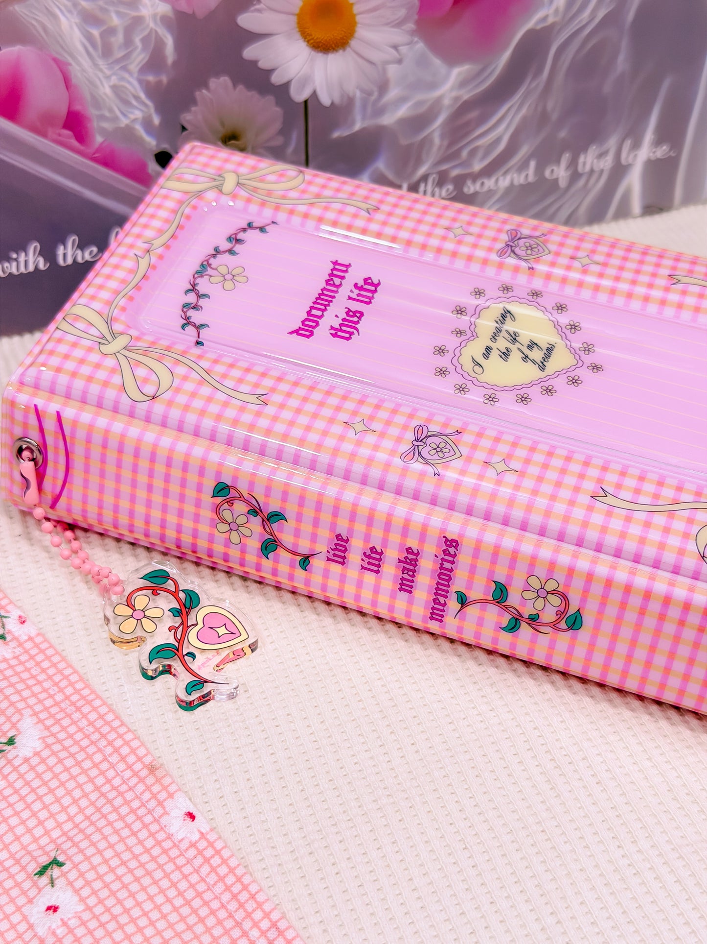 Puffy Long Photo Album with Keychain for 4-cut photos / Photo Booth Photo Album