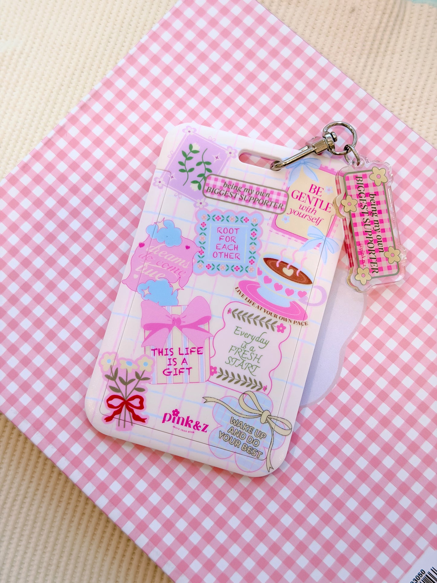 (NO lanyard) Card Case & Mini Keychain Set
