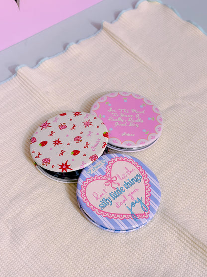 Double-sided Folded Pocket Mirror (comes with a pouch)