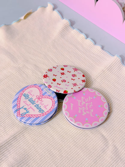 Double-sided Folded Pocket Mirror (comes with a pouch)
