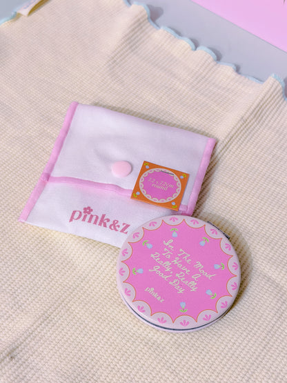 Double-sided Folded Pocket Mirror (comes with a pouch)