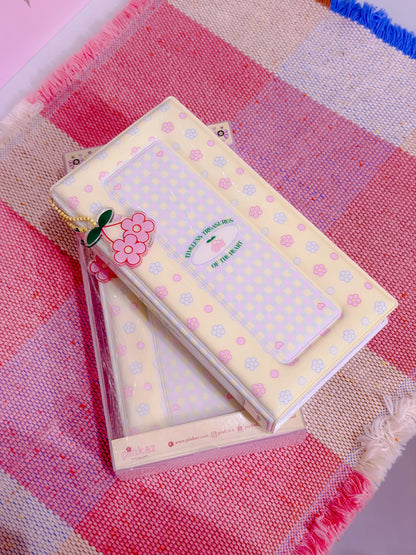 Puffy Long Photo Album with Keychain for 4-cut photos / Photo Booth Photo Album