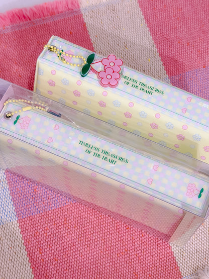 Puffy Long Photo Album with Keychain for 4-cut photos / Photo Booth Photo Album