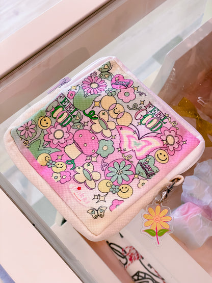Pouch & Mini Keychain Set
