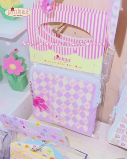 Pouch & Mini Keychain Set